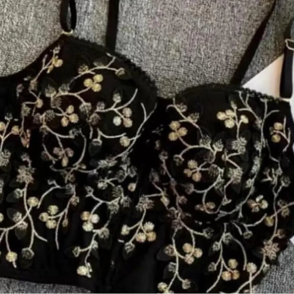 Vintage lace bustier top - Picture 3 of 4